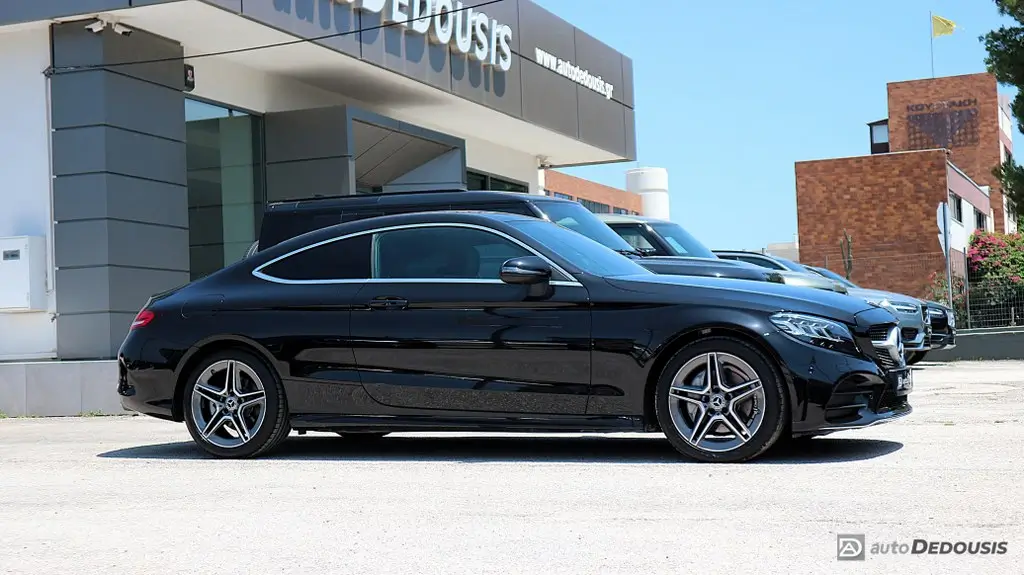 Mercedes C200 COUPE HYBRID AMG LINE