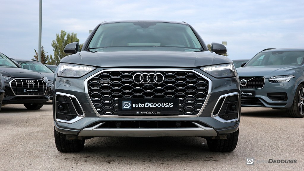 Audi Q5 2023 Sportback Quattro| 40tdi | S-Line