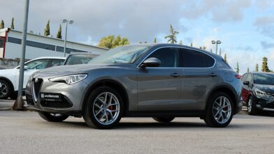 Alfa Romeo Stelvio Q4