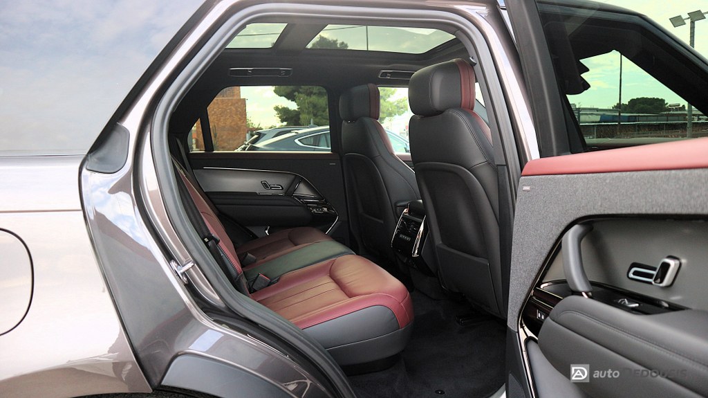 Land Rover Range Rover Sport D250 | Dynamic SE | Panorama | R22”