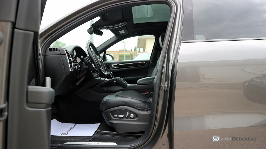 Porsche Cayenne 2020 S E-Hybrid | Panorama | Bose | Chrono Packet