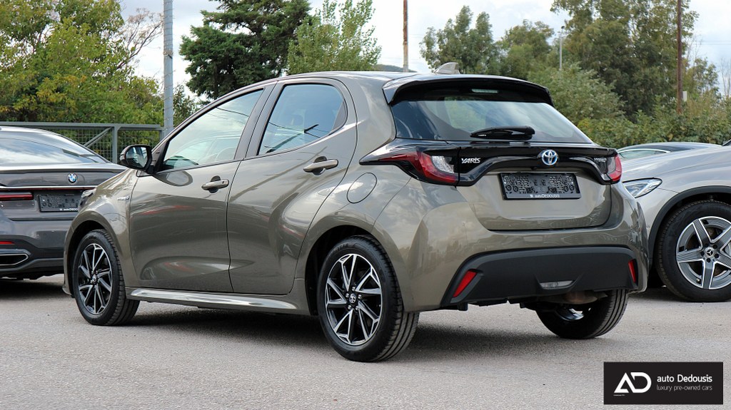 Toyota Yaris Hybrid | Active Plus