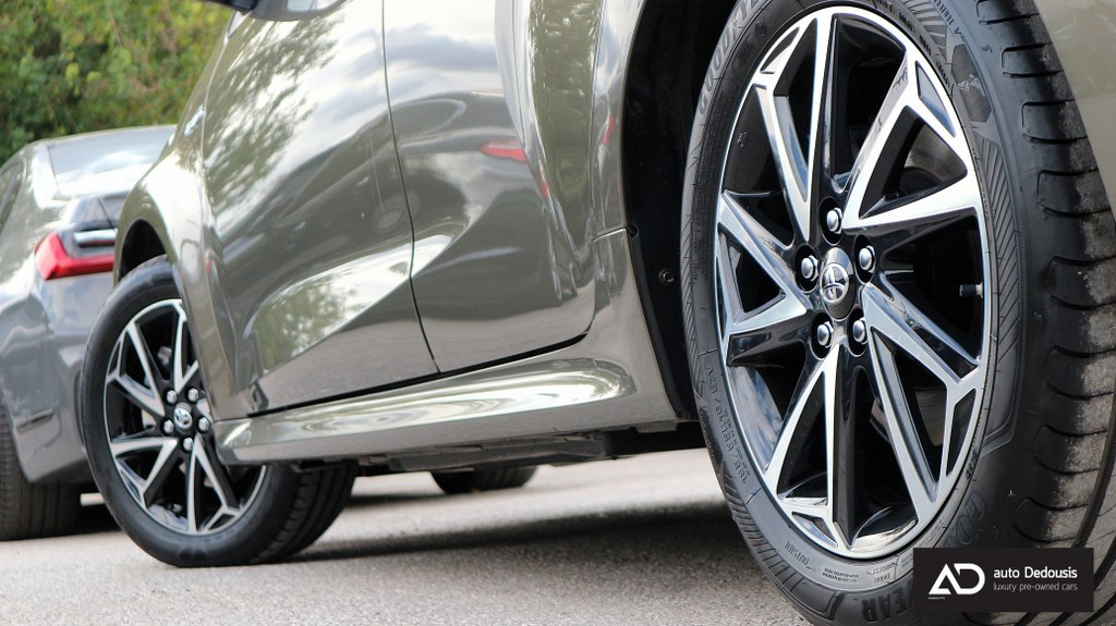 Toyota Yaris Hybrid | Active Plus