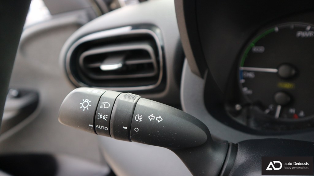 Toyota Yaris Hybrid | Active Plus