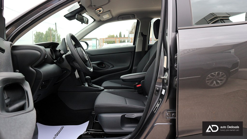 Toyota Yaris Cross Hybrid | Active Steel