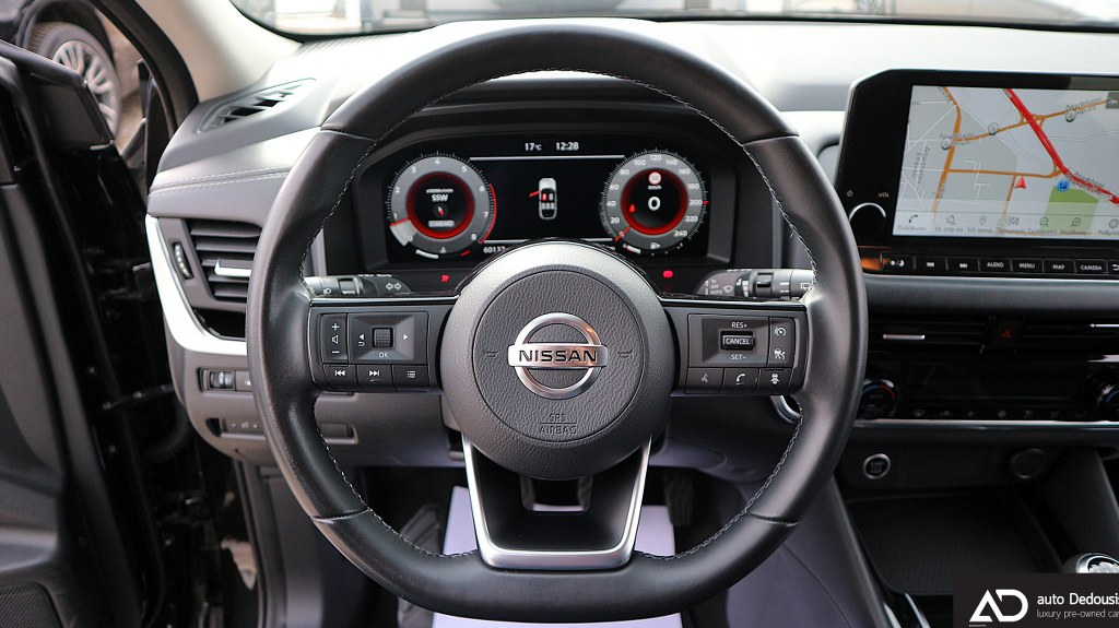 Nissan Qashqai N-Connecta | Hybrid | Navi | Camera