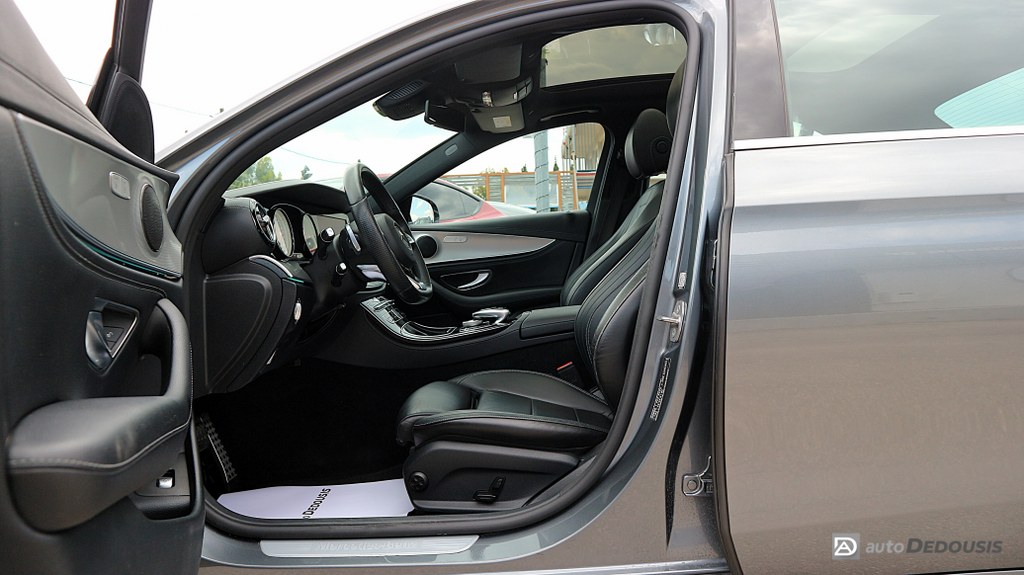 Mercedes E220d AMG Packet | Panorama | Led