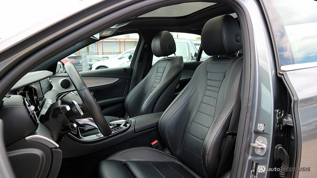 Mercedes E220d AMG Packet | Panorama | Led