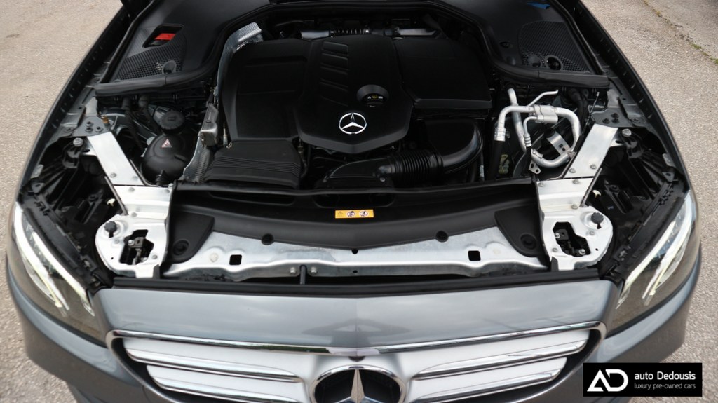 Mercedes E220d AMG Packet | Panorama | Navigation | Led