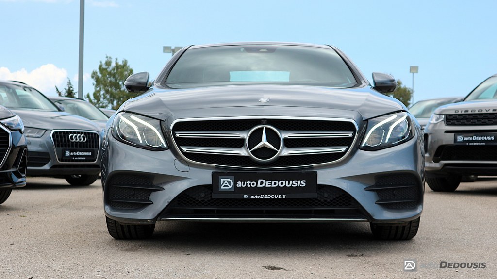 Mercedes Ε220d AMG Packet | Panorama | Led