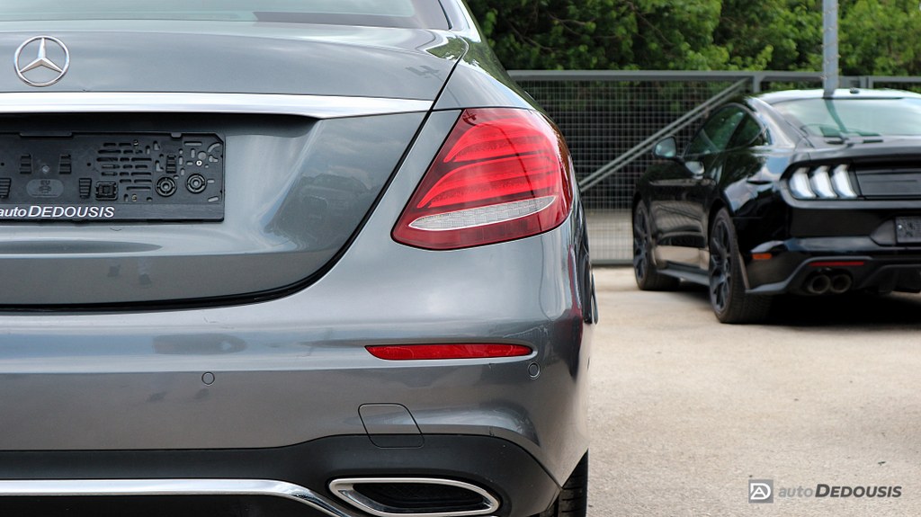 Mercedes Ε220d AMG Packet | Panorama | Led