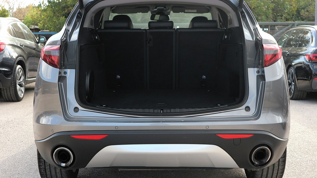 Alfa Romeo Stelvio Q4