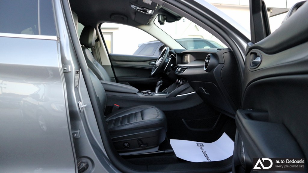 Alfa Romeo Stelvio Q4