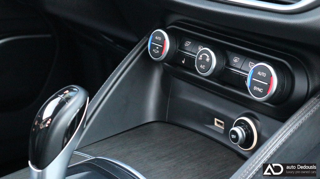 Alfa Romeo Stelvio Q4