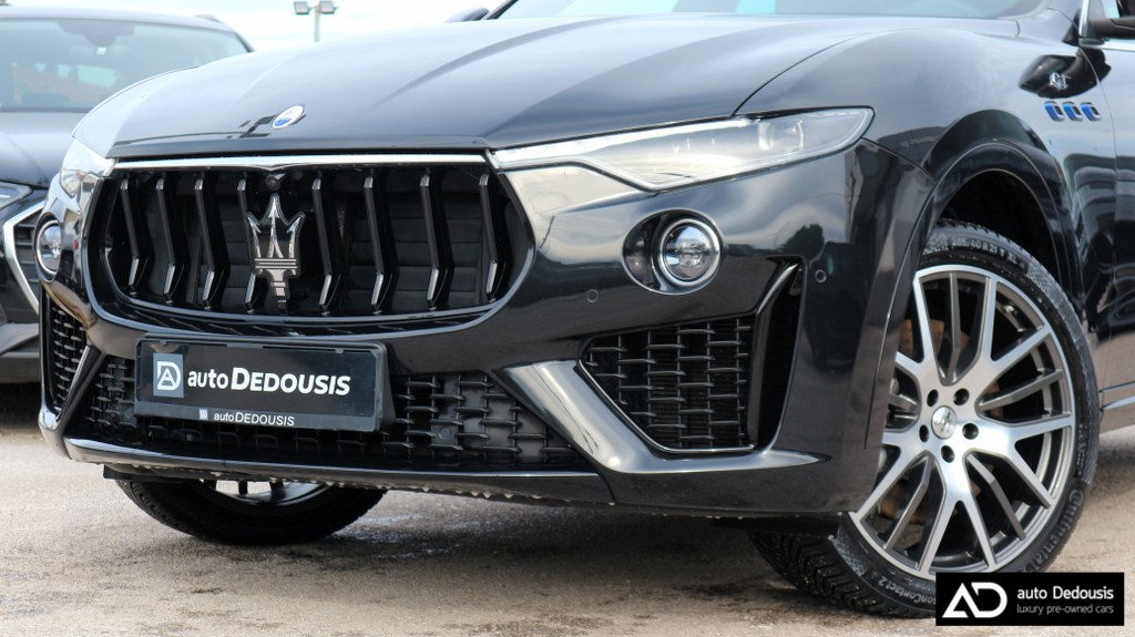 Maserati Levante GT Hybrid | Panorama | Soft Close