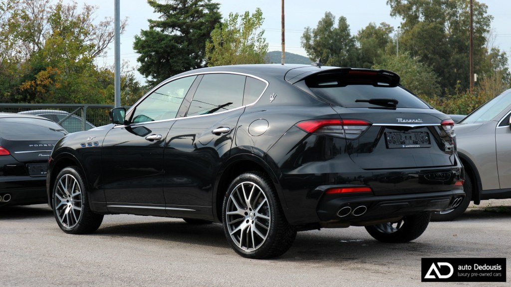 Maserati Levante GT Hybrid | Panorama | Soft Close
