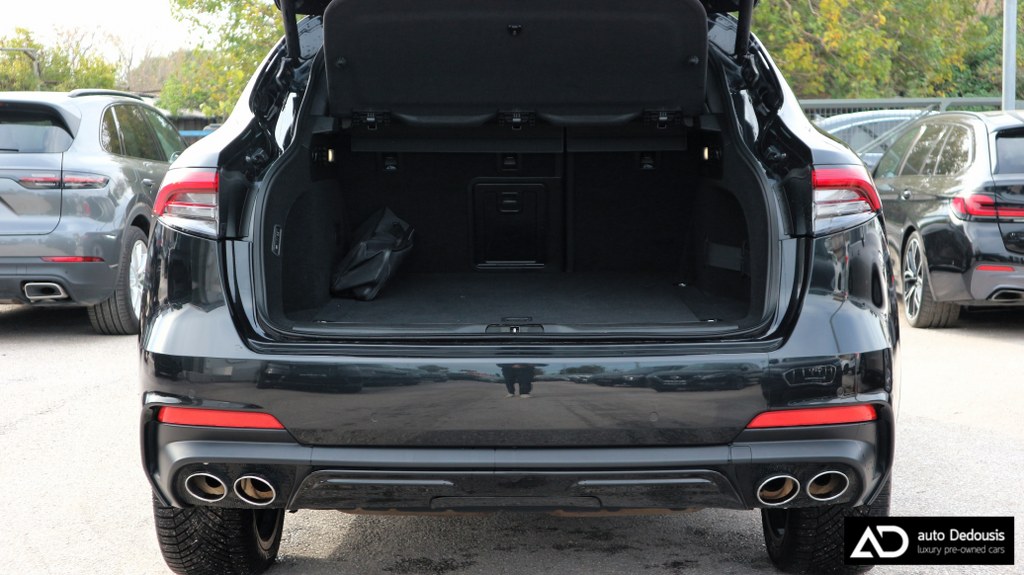 Maserati Levante GT Hybrid | Panorama | Soft Close