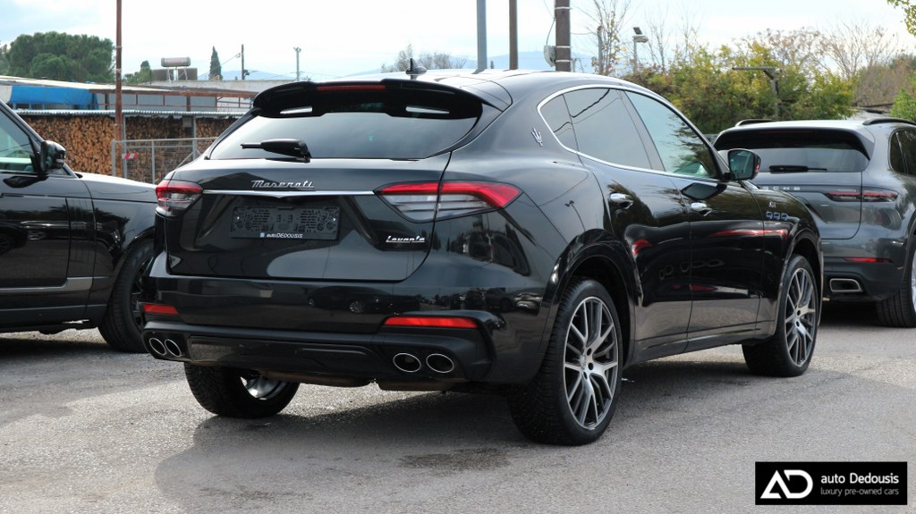 Maserati Levante GT Hybrid | Panorama | Soft Close