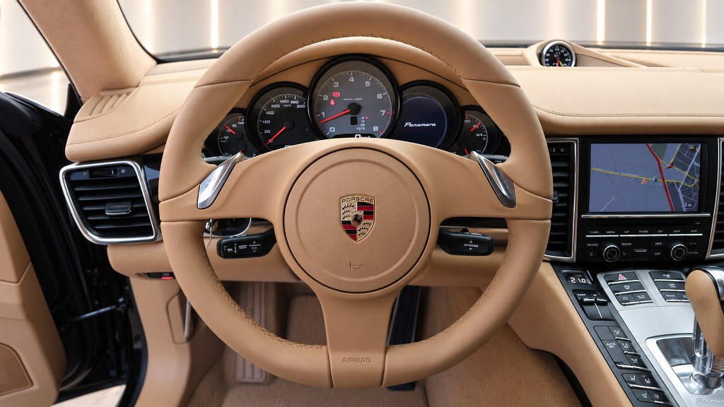 Porsche Panamera S PDK | Chrono Packet | Airsuspension