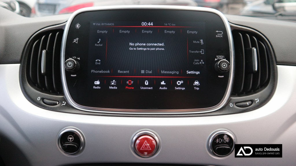 Fiat 500 Hybrid | Connect