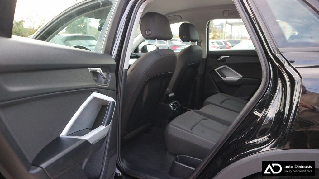 Audi Q3 35Tdi | Business | S-Tronic