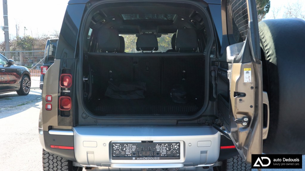 Land Rover Defender P400e | Panorama | SE Edition