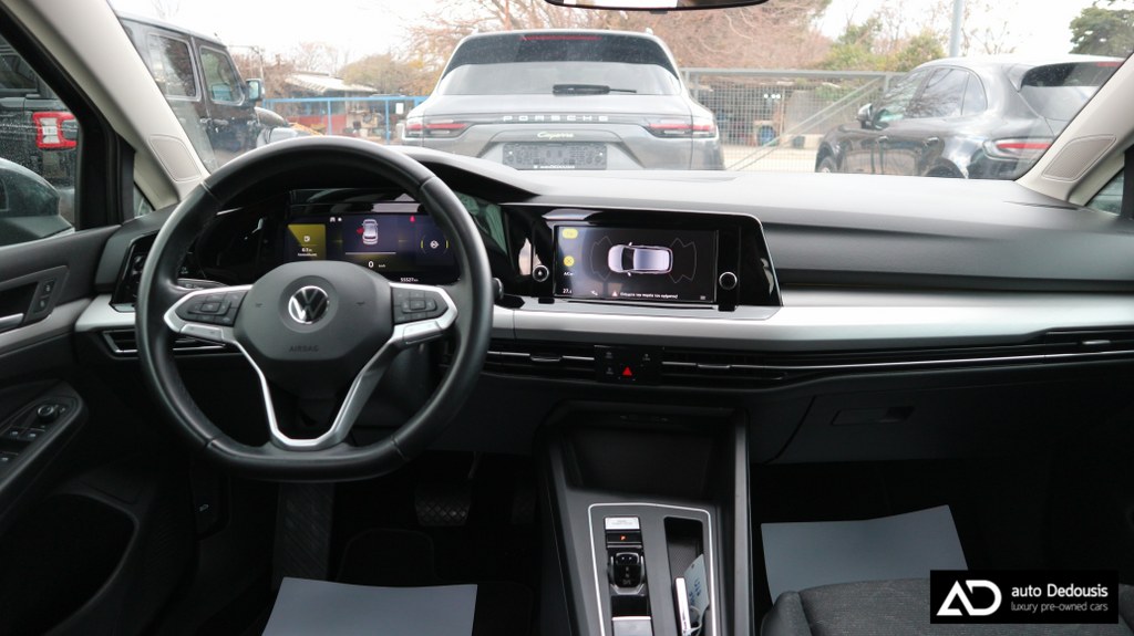 Volkswagen Golf 2021 e-TSI | Life Edition