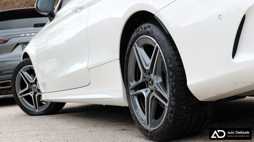 Mercedes C200 Amg Packet | Panorama | Eq Boost