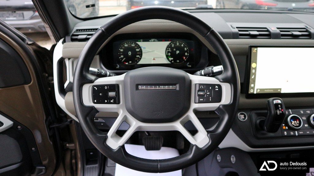 Land Rover Defender P400e | Panorama | SE Edition