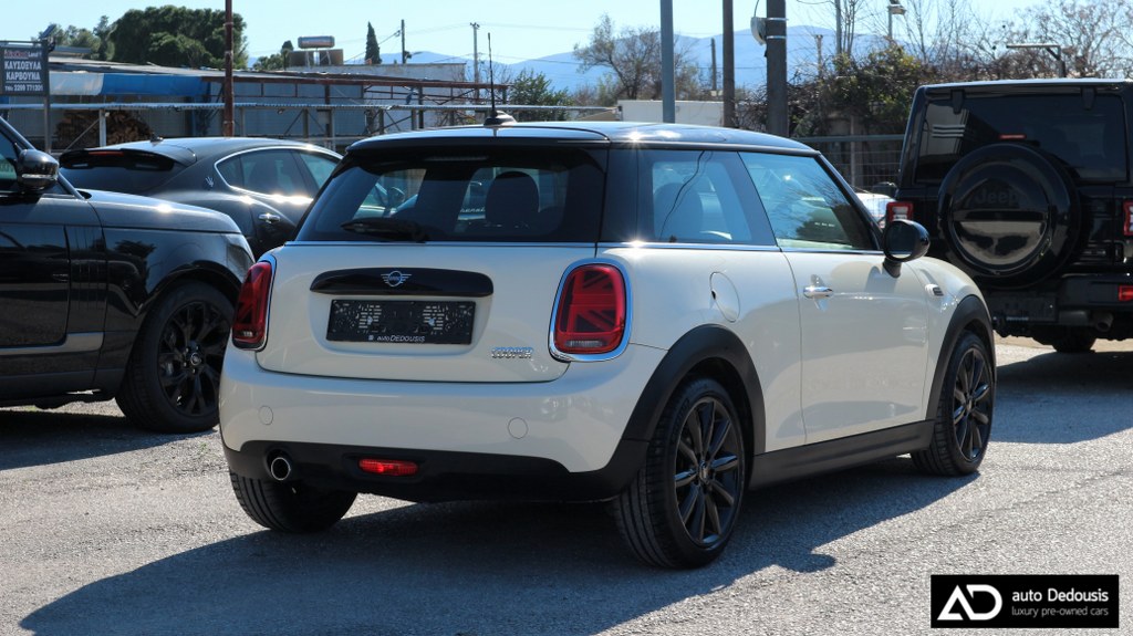 Mini Cooper 2019 Pepper White | Steptronic