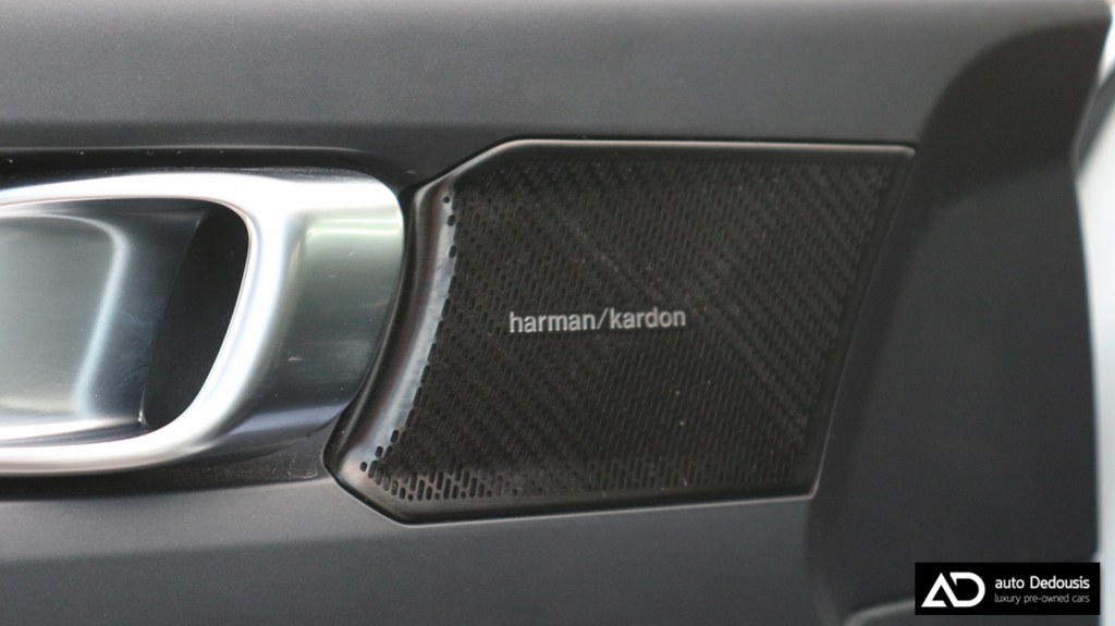 Volvo XC40 AWD | R-Design | Panorama | Harman Kardon