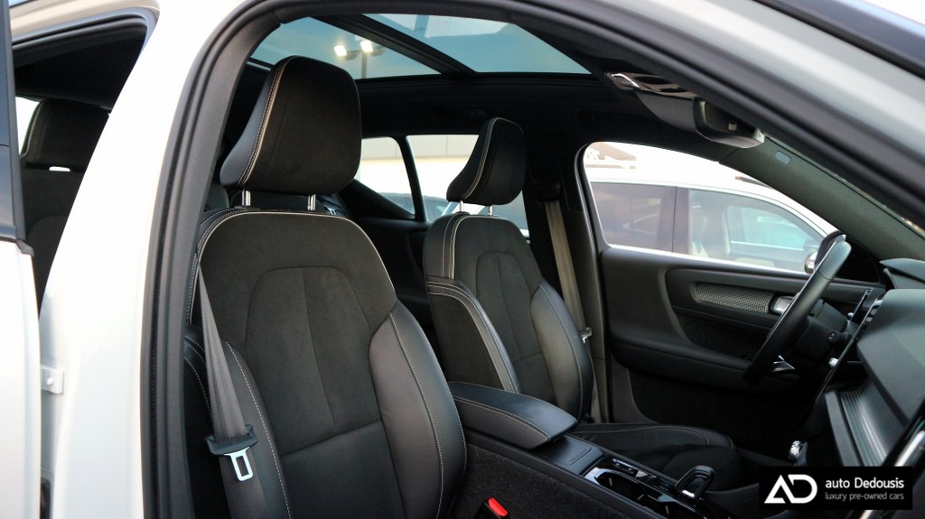 Volvo XC40 AWD | R-Design | Panorama | Harman Kardon