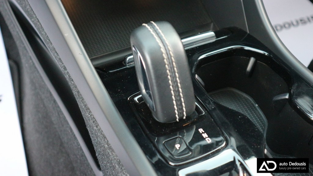 Volvo XC40 AWD | R-Design | Panorama | Harman Kardon