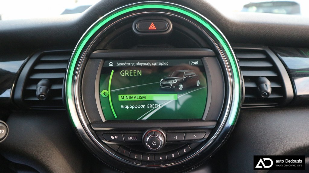 Mini Cooper 2019 Pepper White | Steptronic