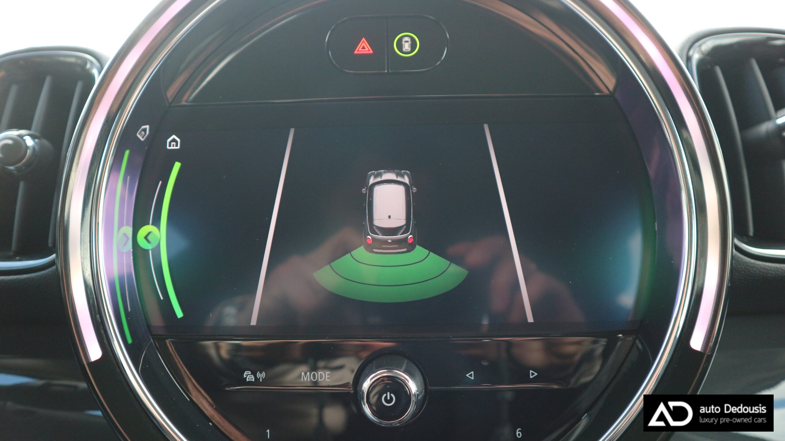 Mini Countryman British Green | Steptronic | Digital Display