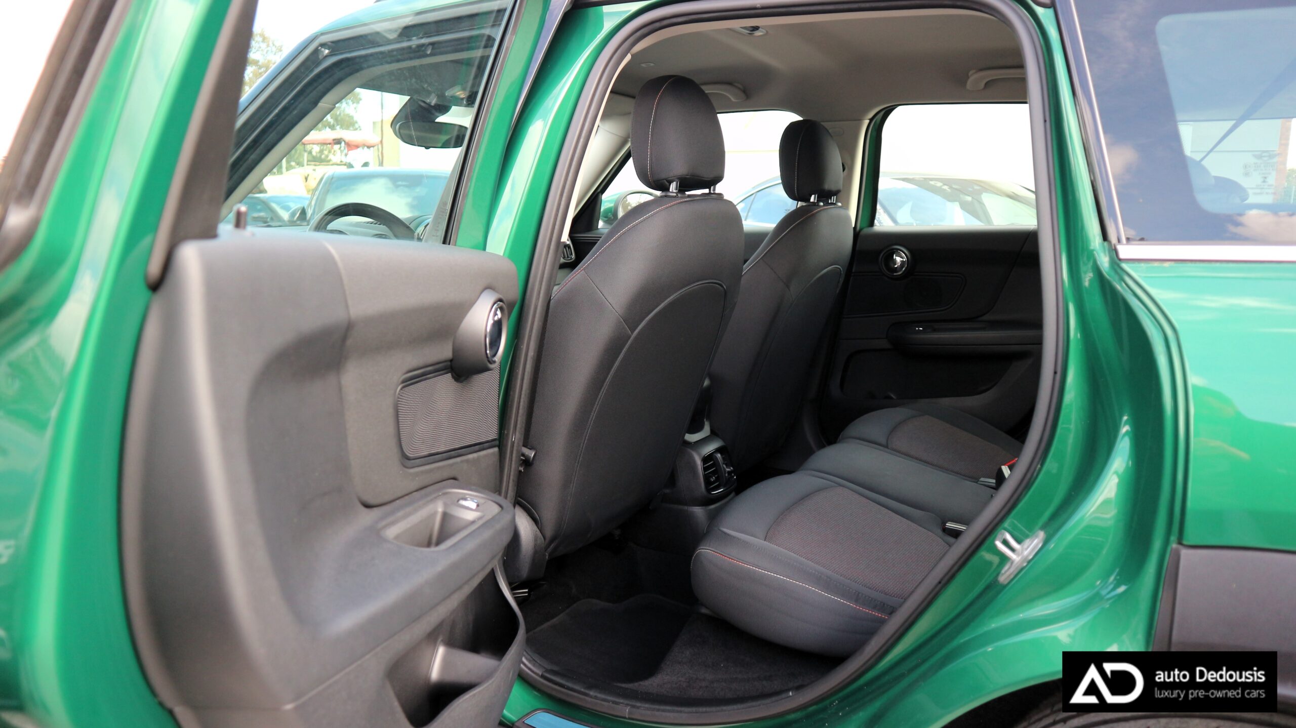 Mini Countryman British Green | Steptronic | Digital Display