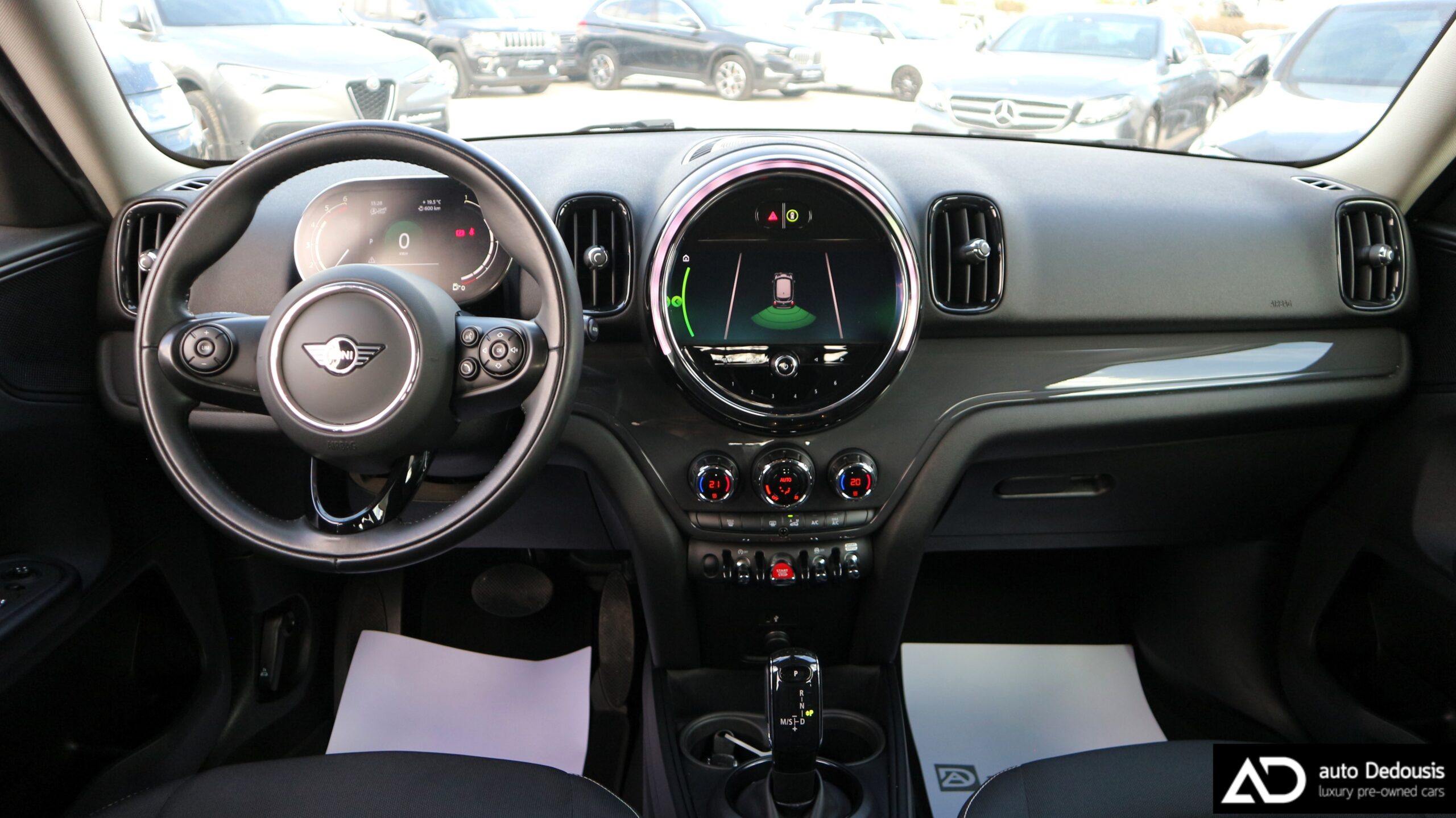 Mini Countryman British Green | Steptronic | Digital Display