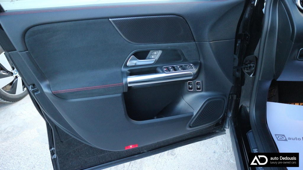 Mercedes GLA 250e Amg Line | Widescreen Display | Navigation