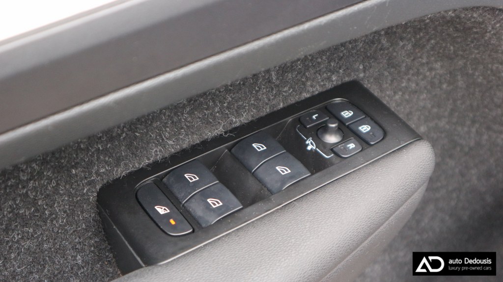 Volvo XC40 T3 | Momentum | Led