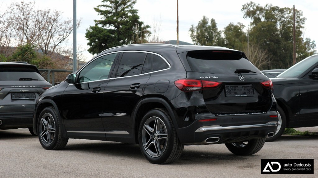 Mercedes GLA 250e Amg Line | Widescreen Display | Navigation