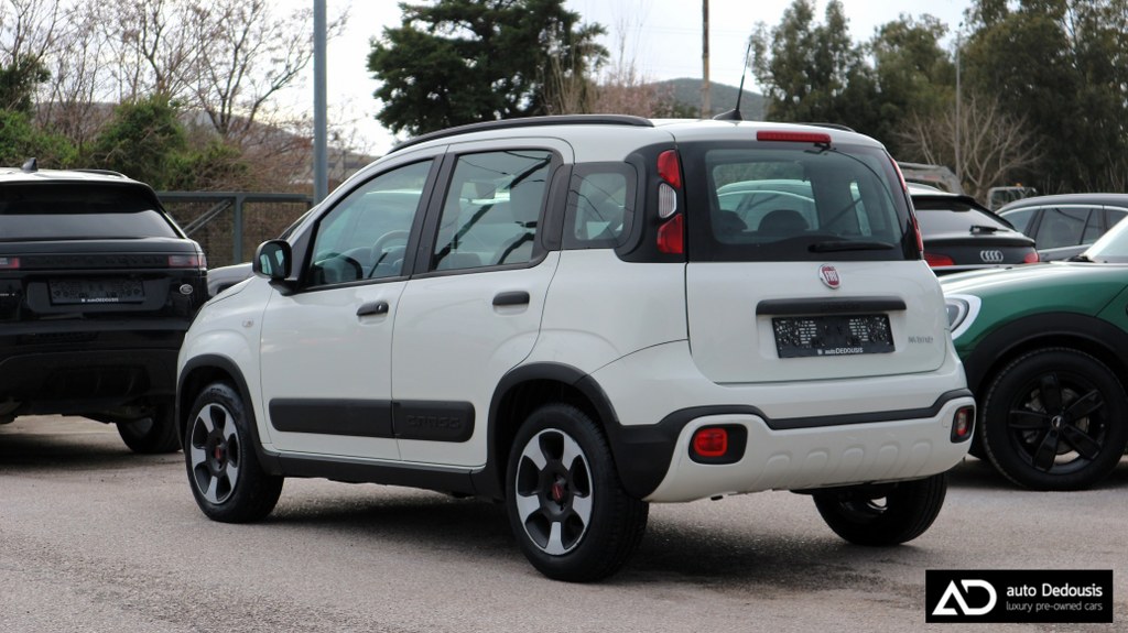 Fiat Panda Hybrid City Cross