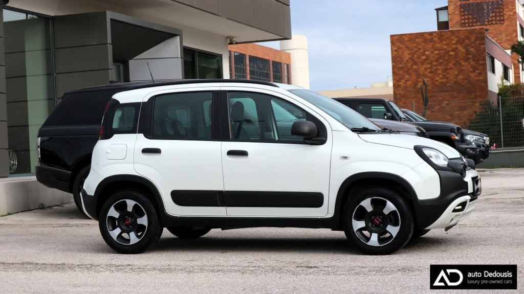 Fiat Panda Hybrid City Cross