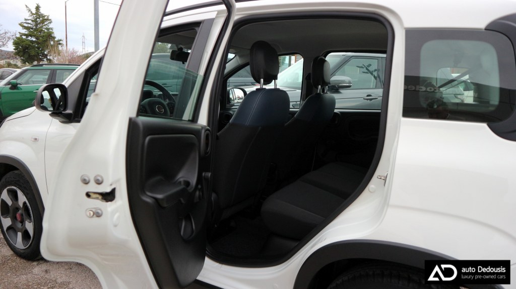 Fiat Panda Hybrid City Cross