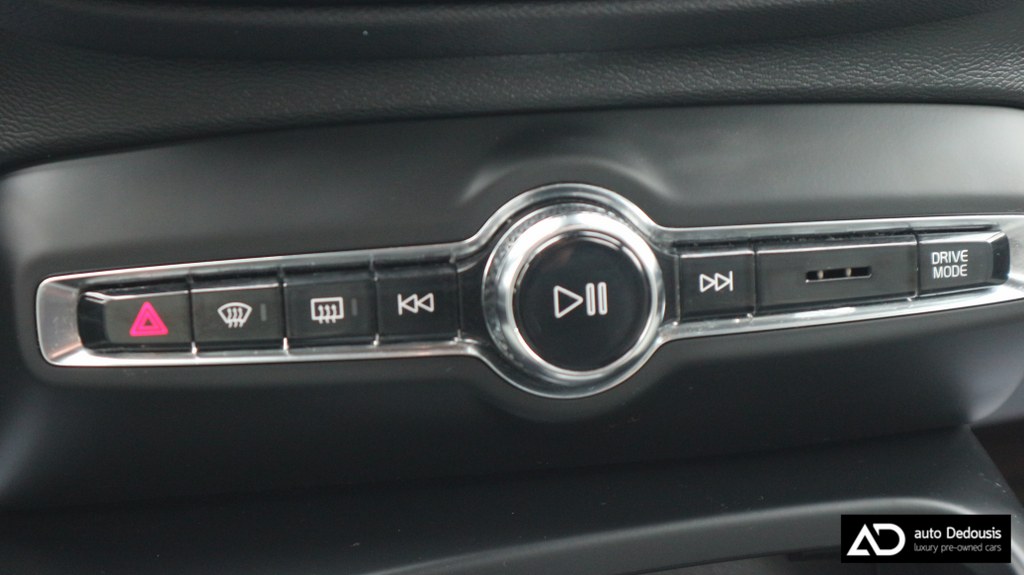 Volvo XC40 Τ3 | Urban Active