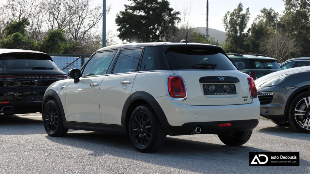 Mini Cooper Steptronic | Pepper | Digital