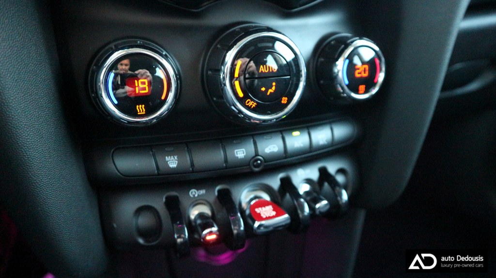 Mini Cooper Steptronic | Pepper | Digital