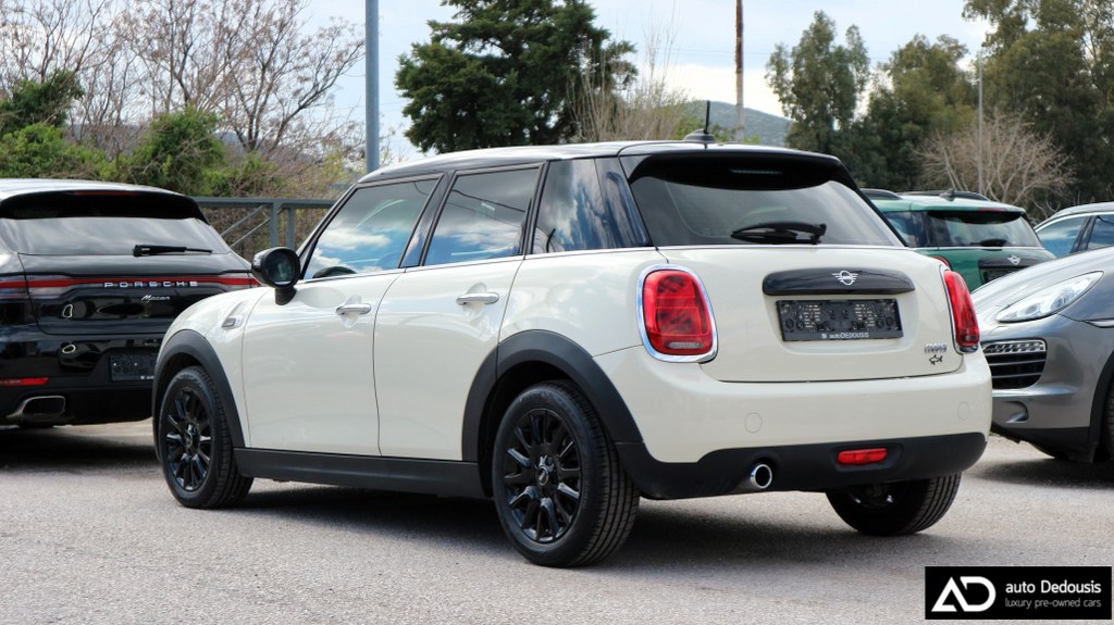 Mini Cooper Steptronic | Pepper | Digital