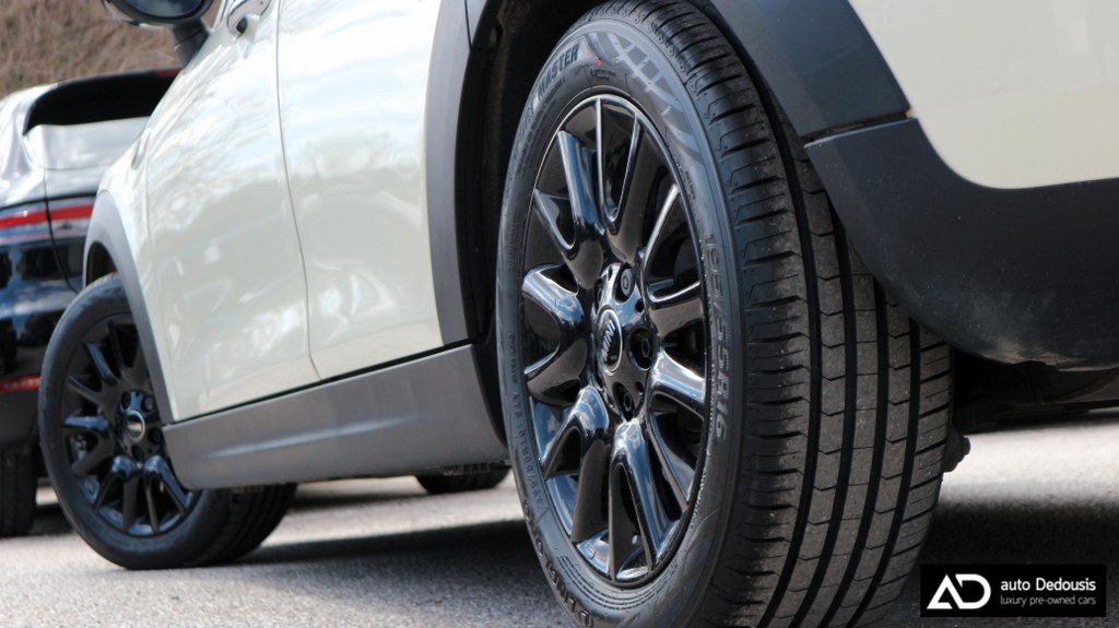 Mini Cooper Steptronic | Pepper | Digital