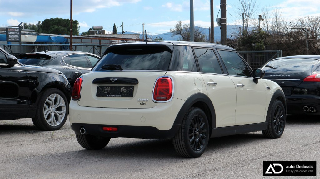 Mini Cooper Steptronic | Pepper | Digital