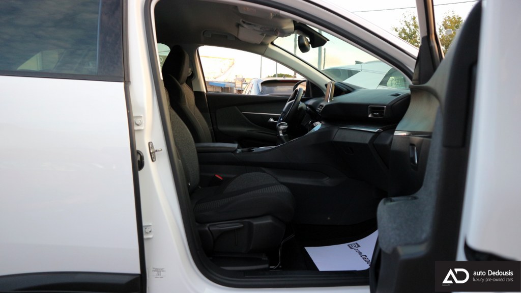 Peugeot 3008 Active | Diesel | Grip Control | Led